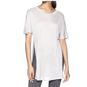 Alo Yoga Dreamer split side short sleeves white tunic T-shirt size medium
